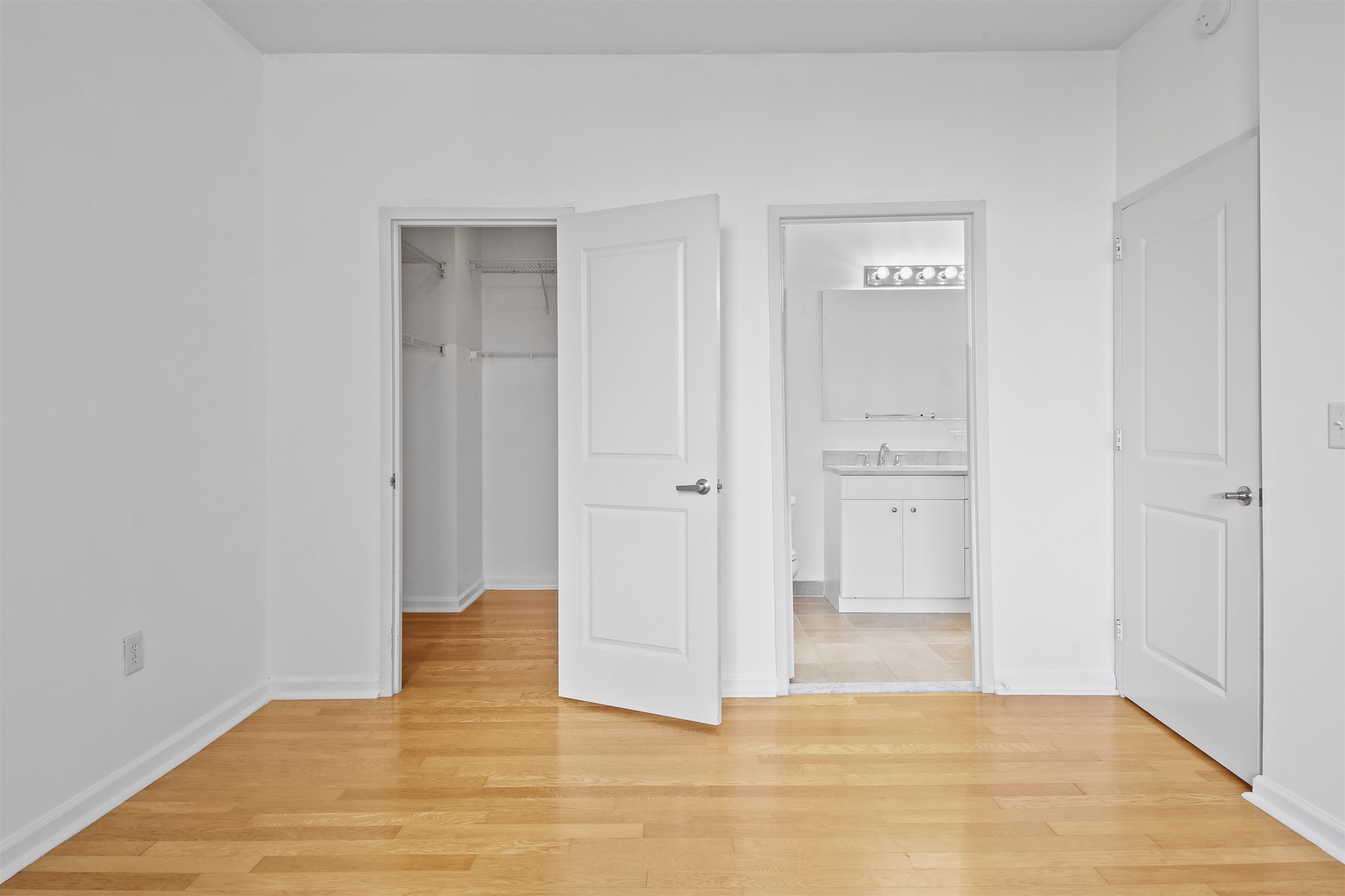1100 ADAMS ST Unit: 514