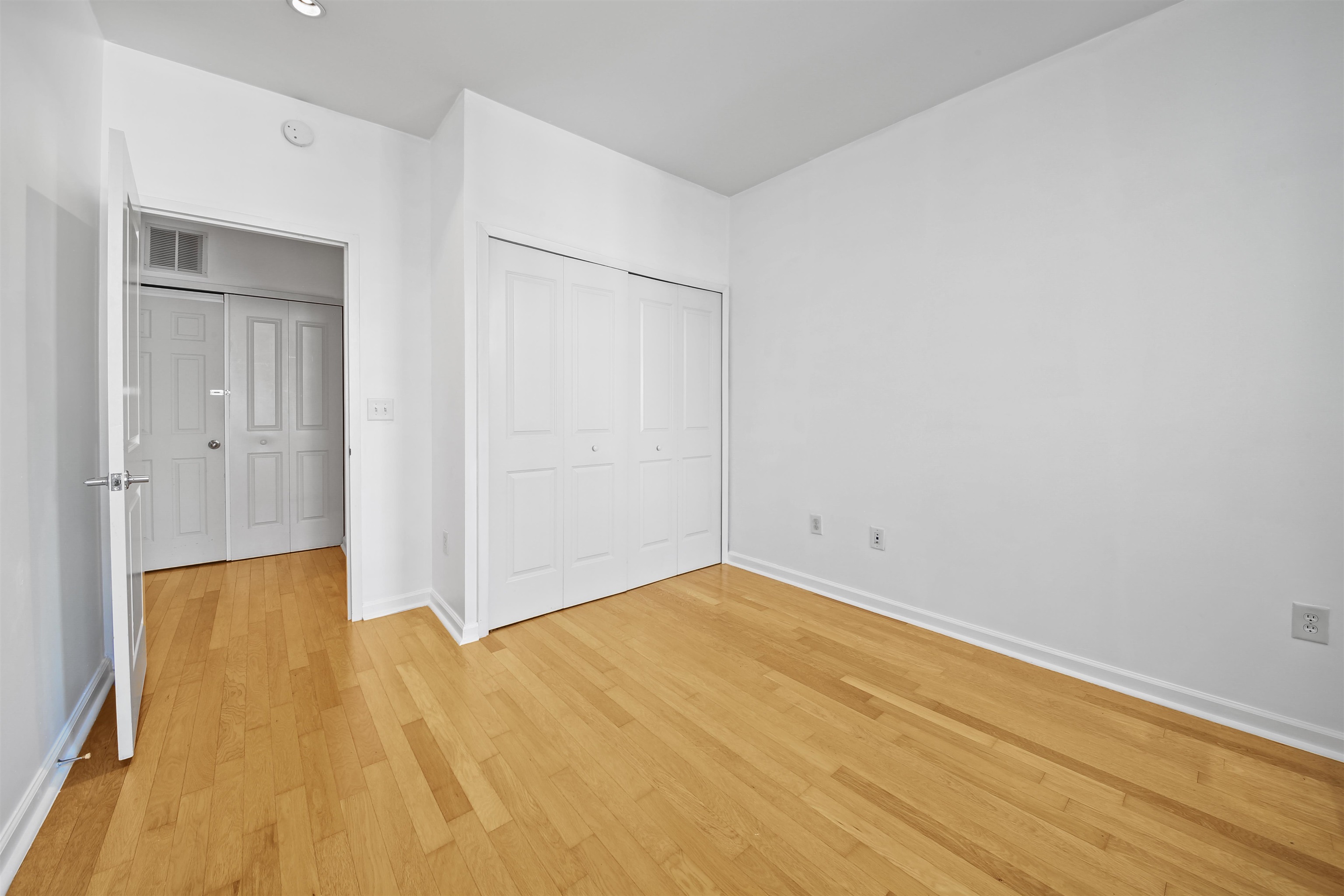 1100 ADAMS ST Unit: 514
