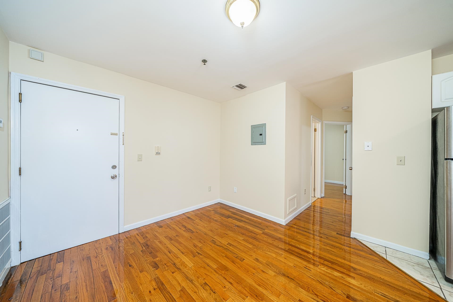 524-526 4TH ST Unit: 14