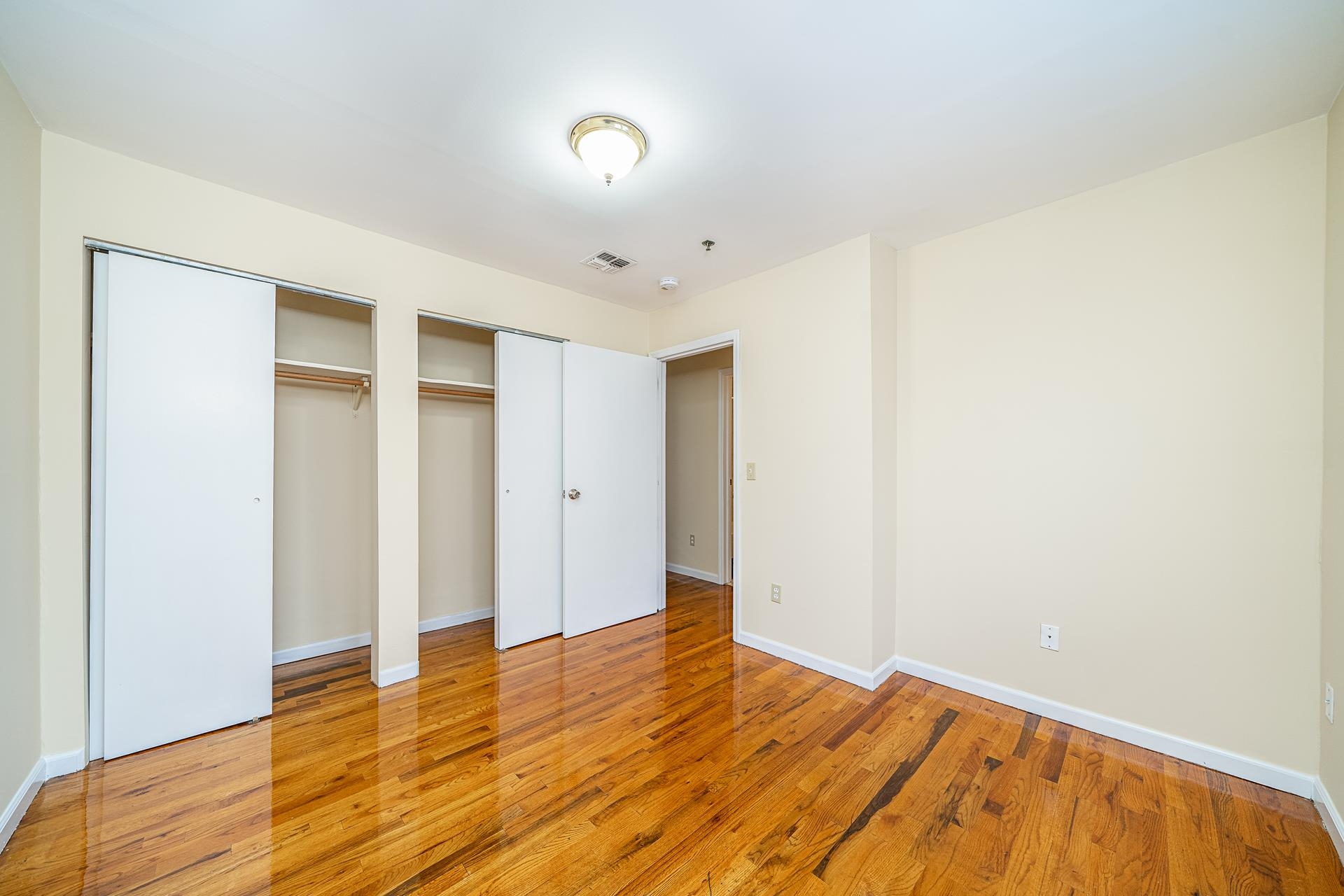 524-526 4TH ST Unit: 14