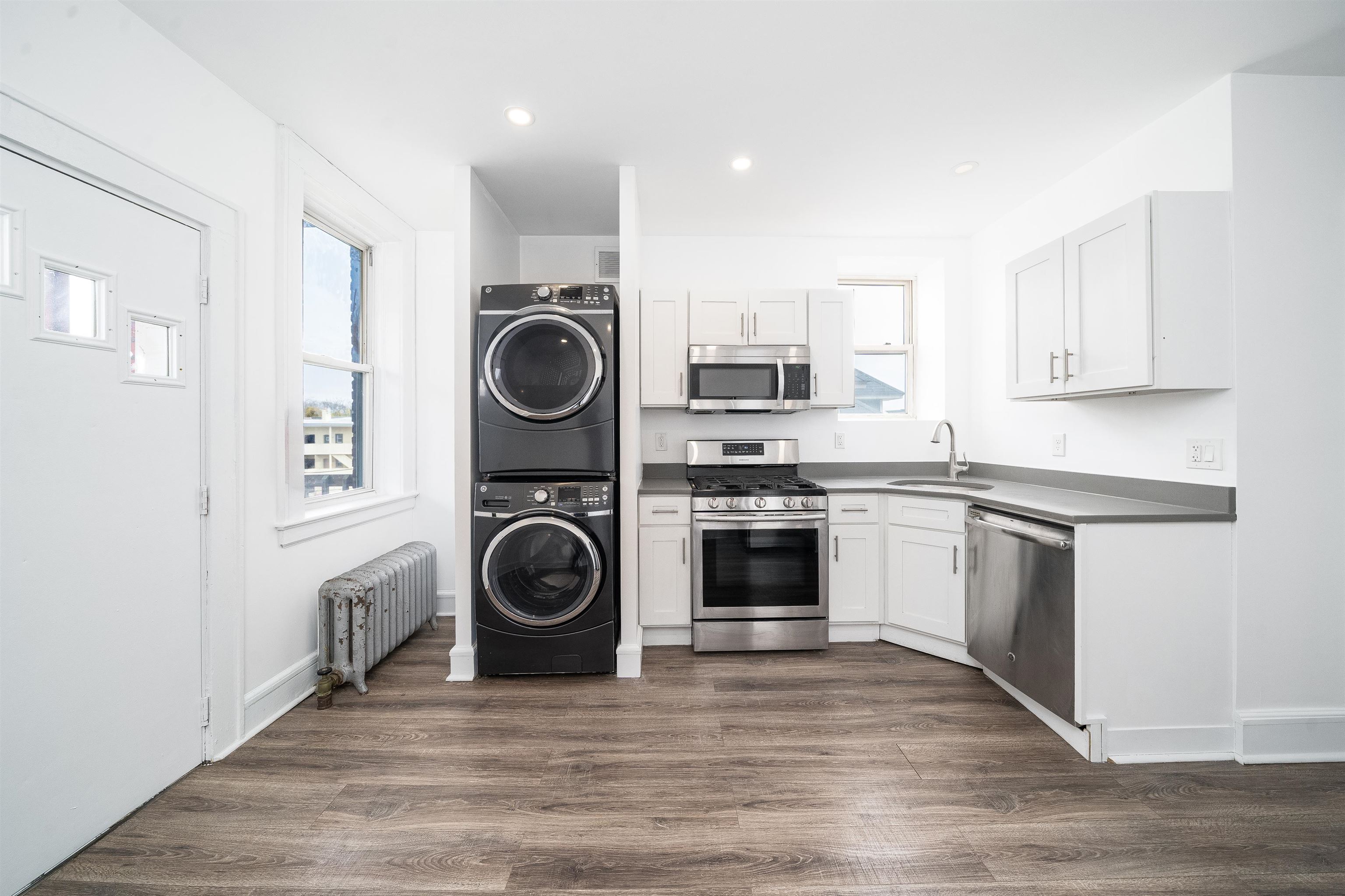 81 GLENRIDGE AVE Unit: 6