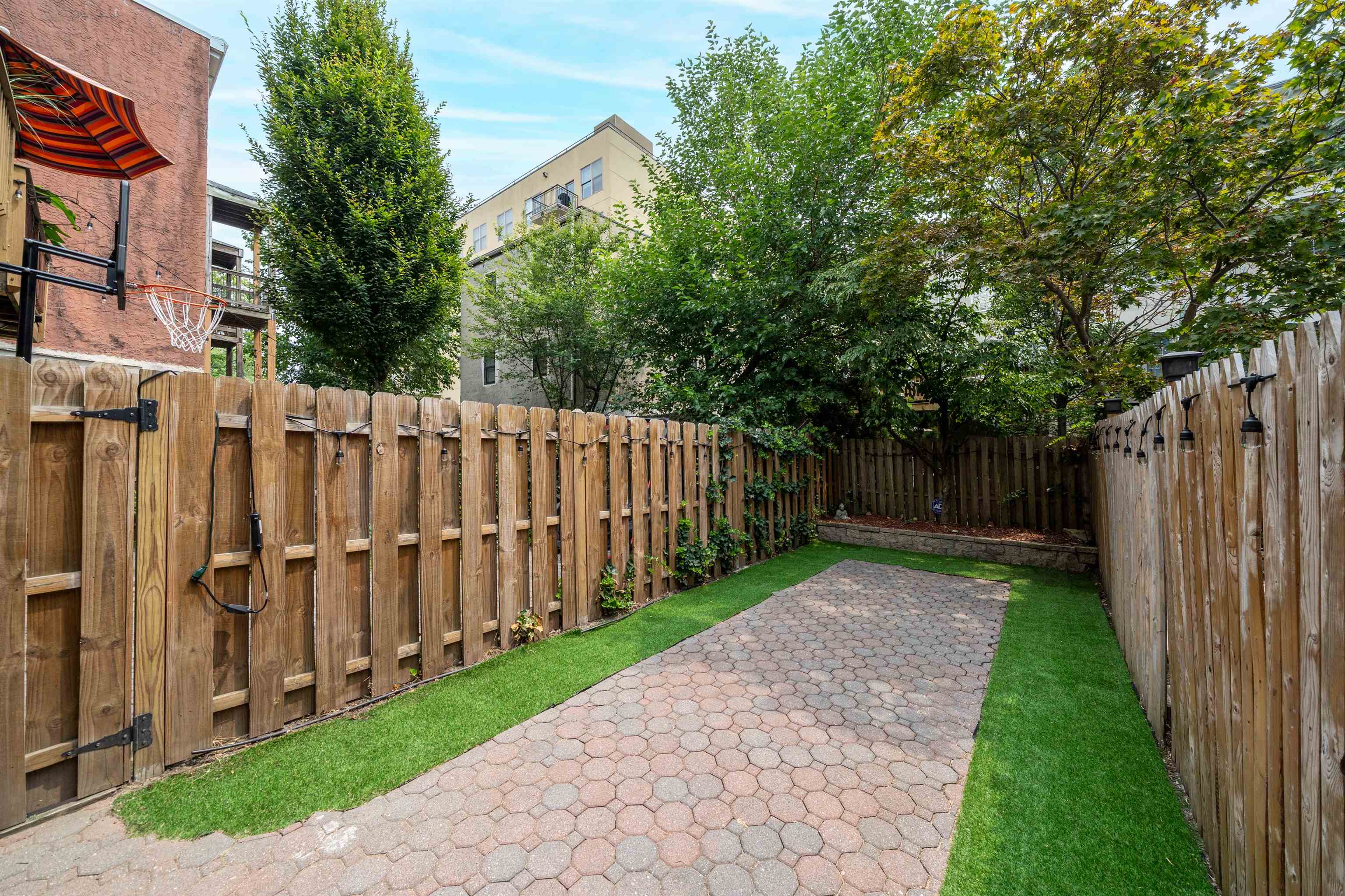 67 MADISON ST Unit: A