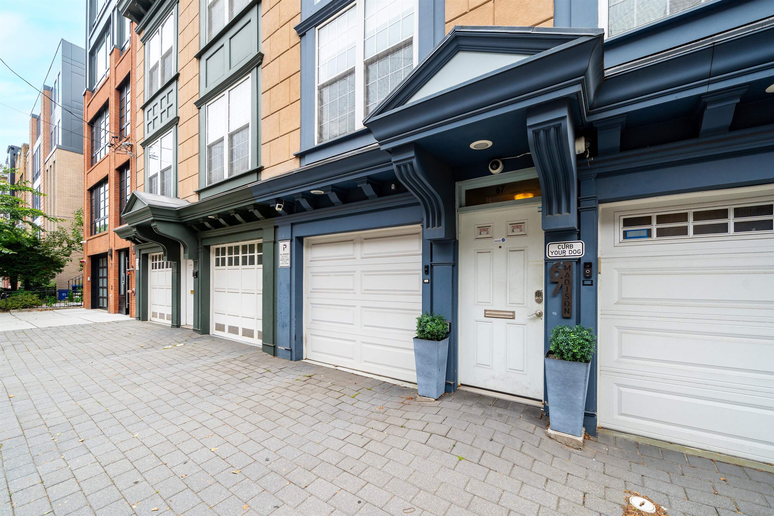 67 MADISON ST Unit: A