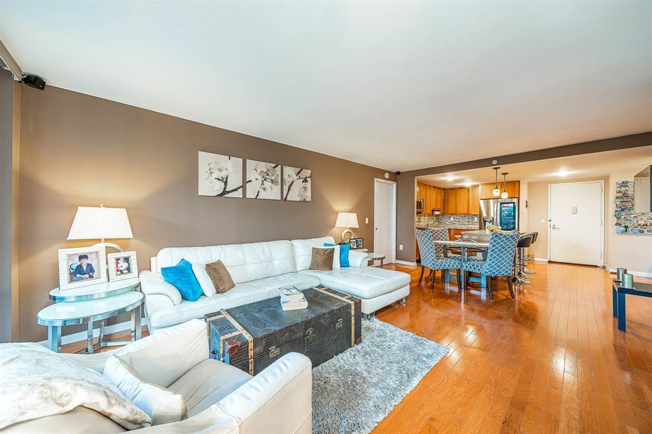 700 GROVE ST Unit: 5U