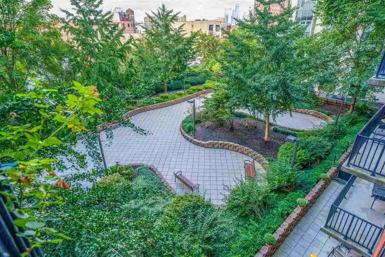 700 GROVE ST Unit: 5U