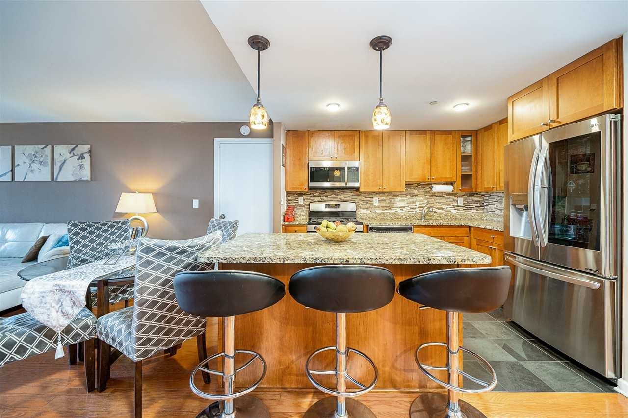 700 GROVE ST Unit: 5U