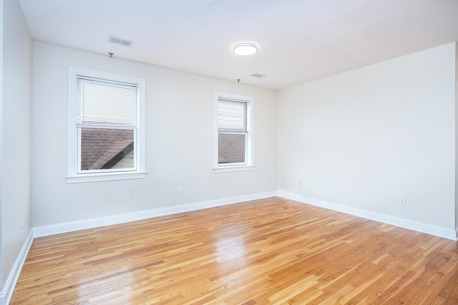 528 47TH ST Unit: 3A