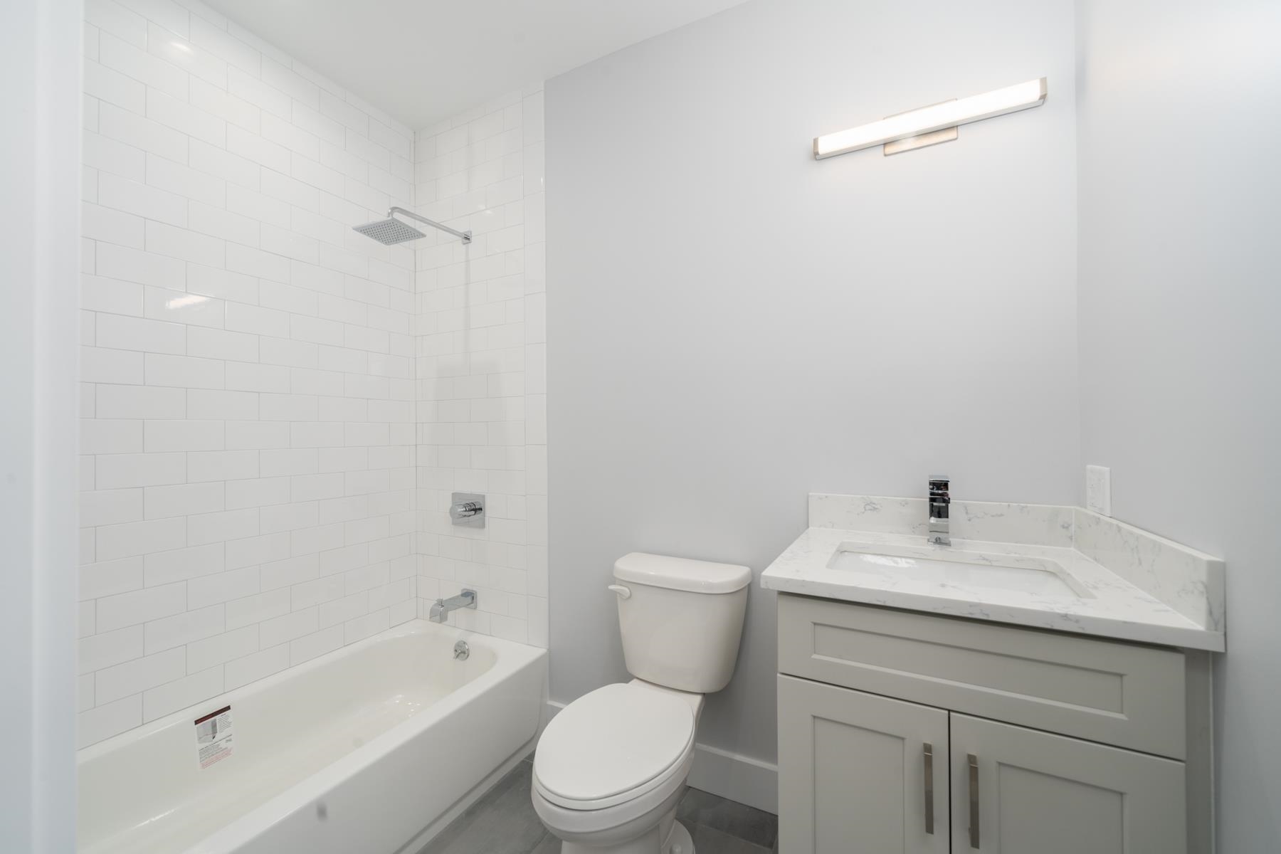 182 HANCOCK AVE Unit: 2