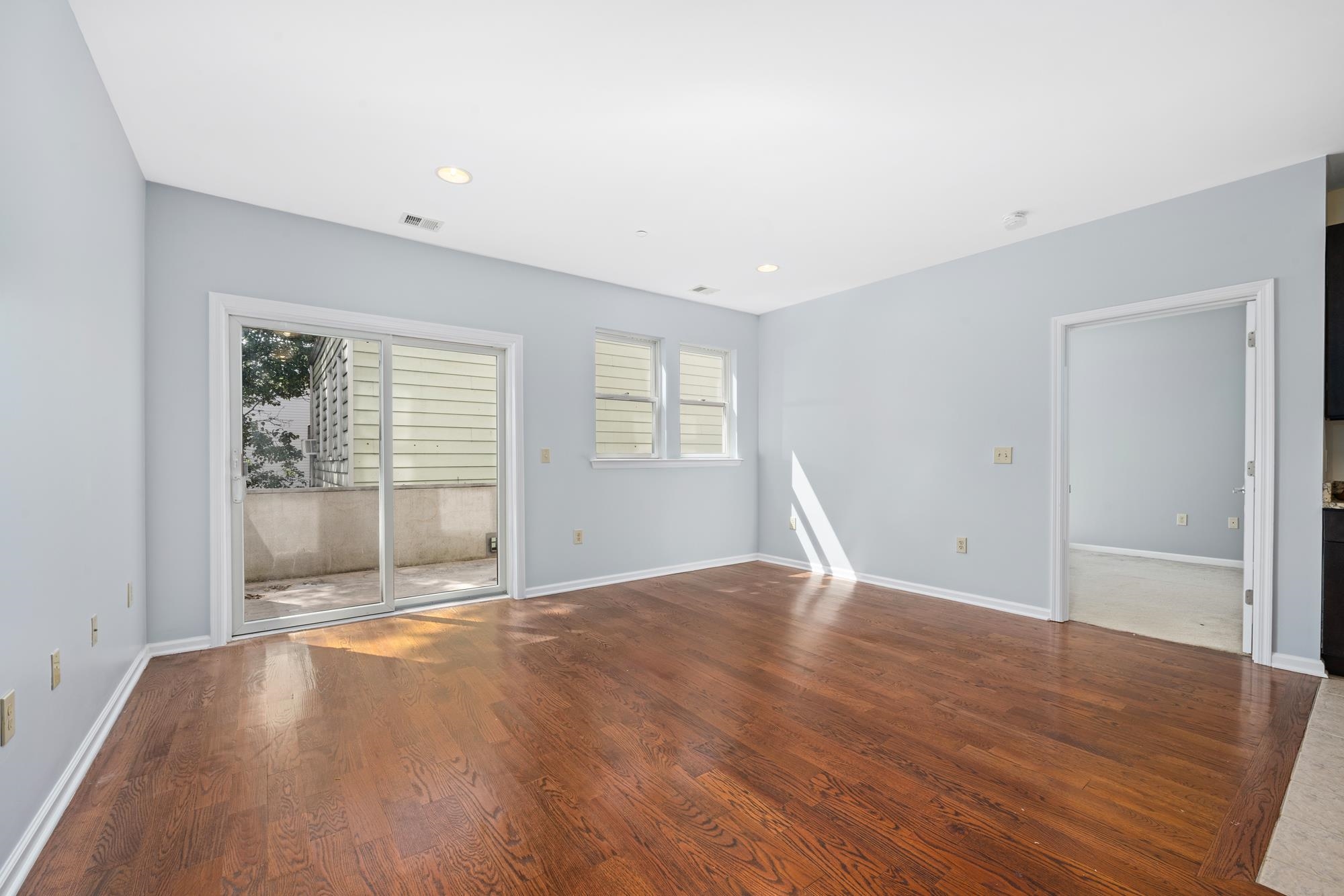 71 NORTH ST Unit: 204