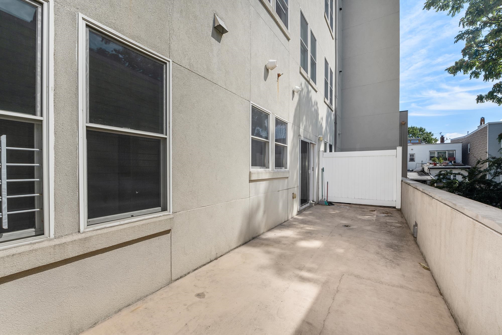 71 NORTH ST Unit: 204