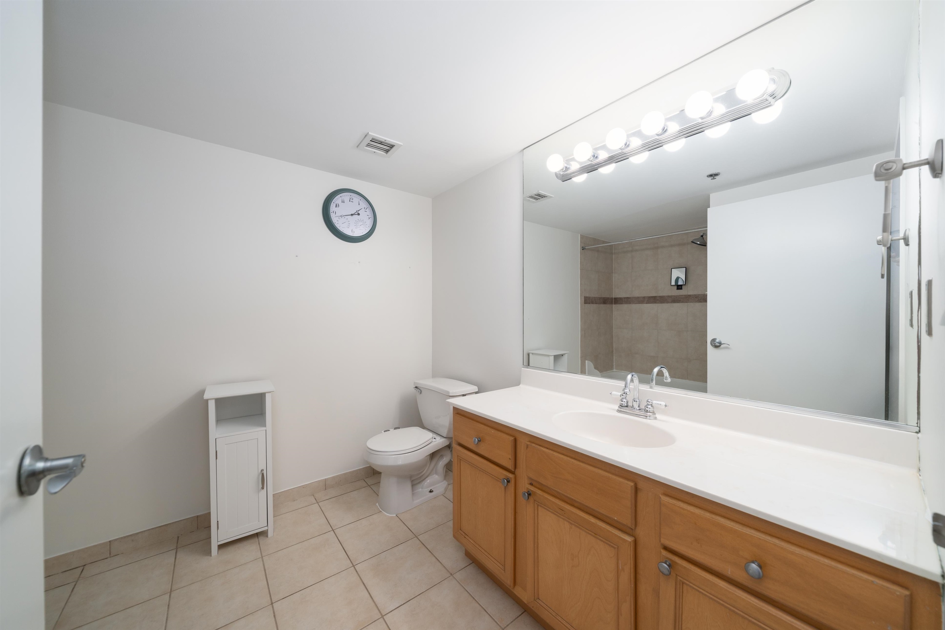 700 1ST ST Unit: 12N