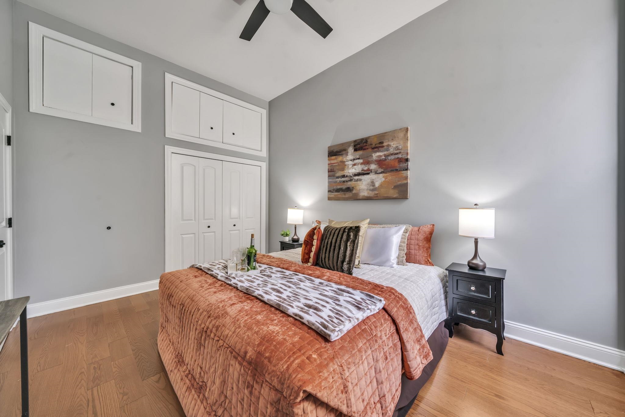 222 GRAND ST Unit: 1F