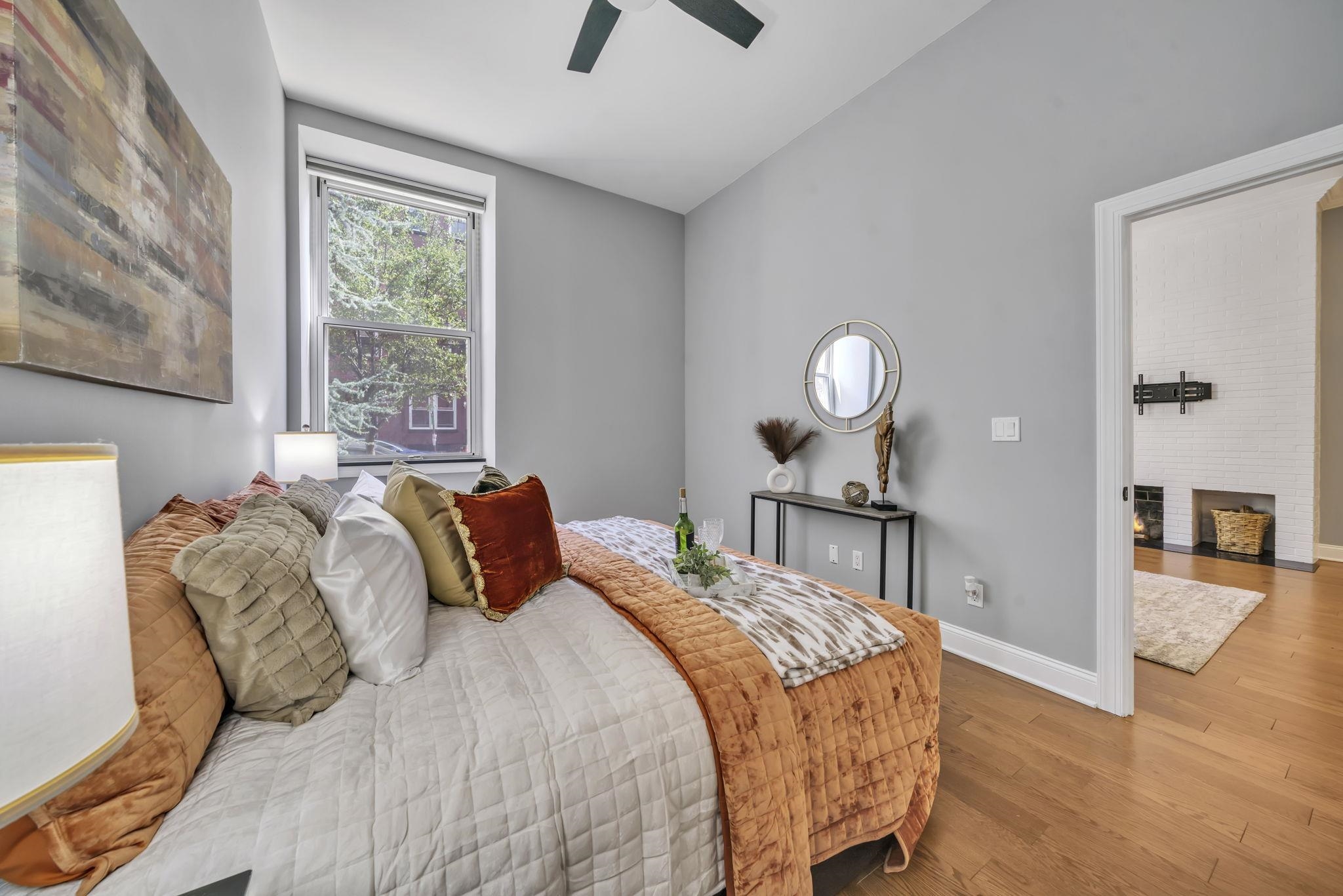 222 GRAND ST Unit: 1F