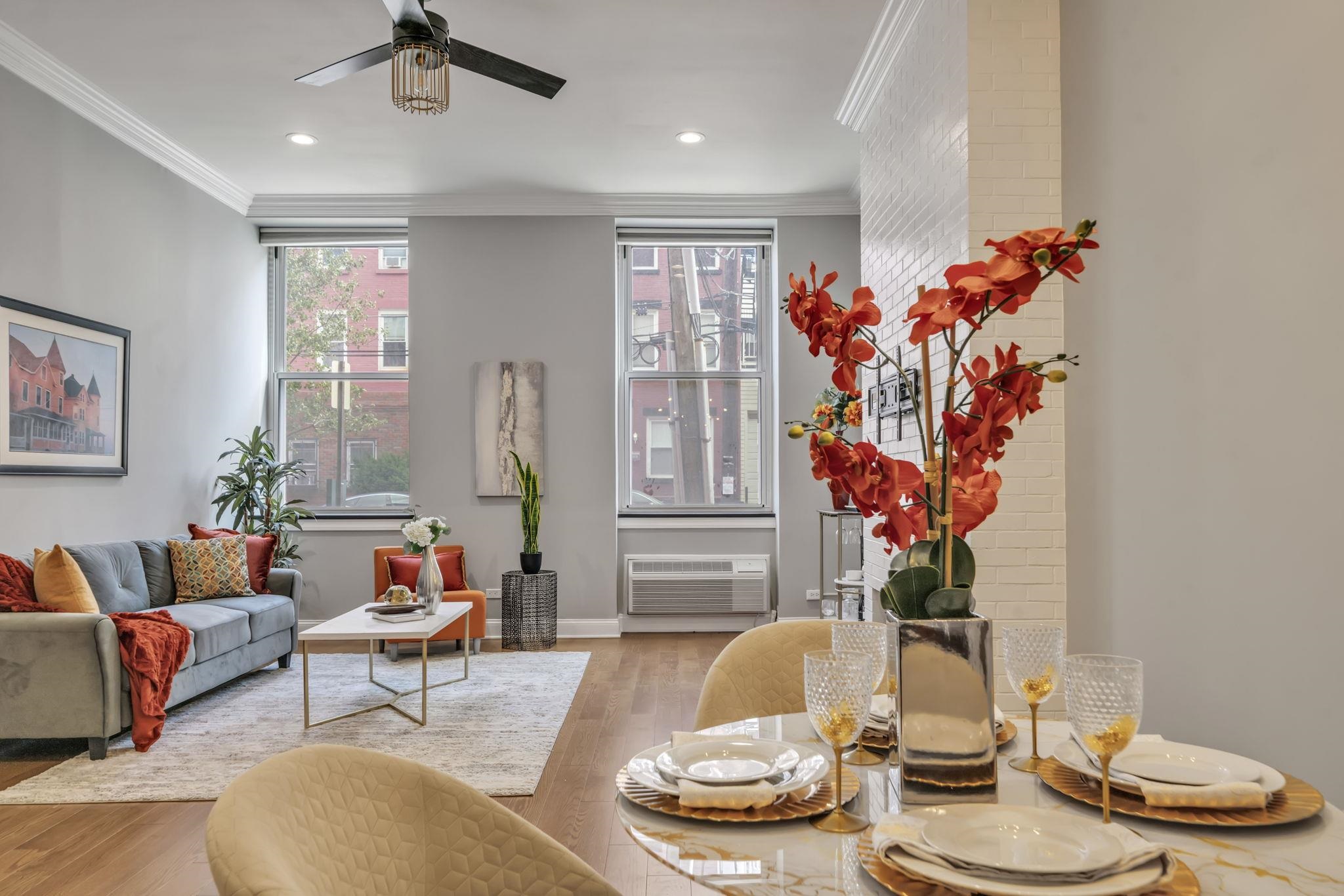 222 GRAND ST Unit: 1F