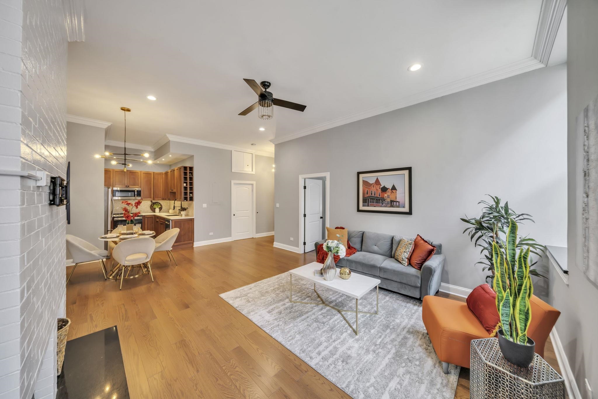 222 GRAND ST Unit: 1F