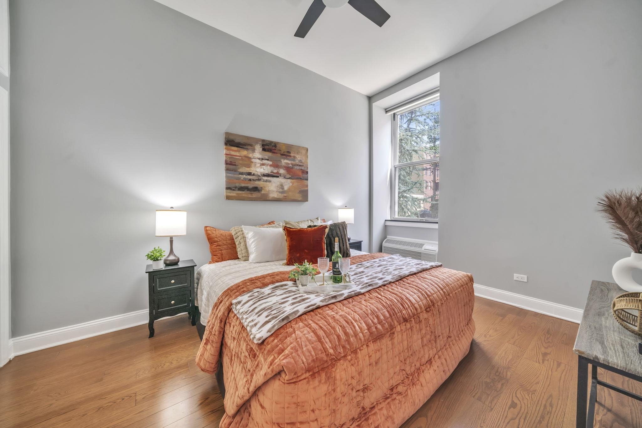 222 GRAND ST Unit: 1F