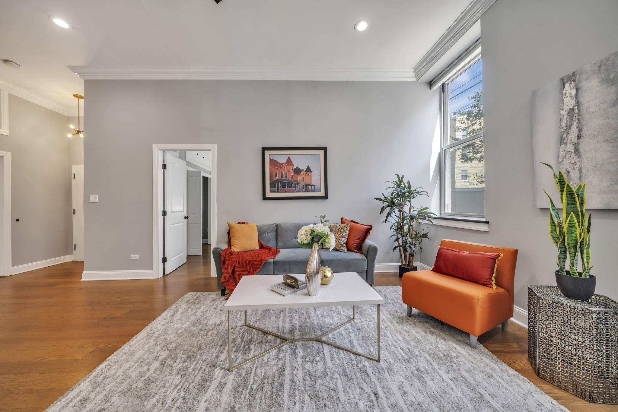 222 GRAND ST Unit: 1F