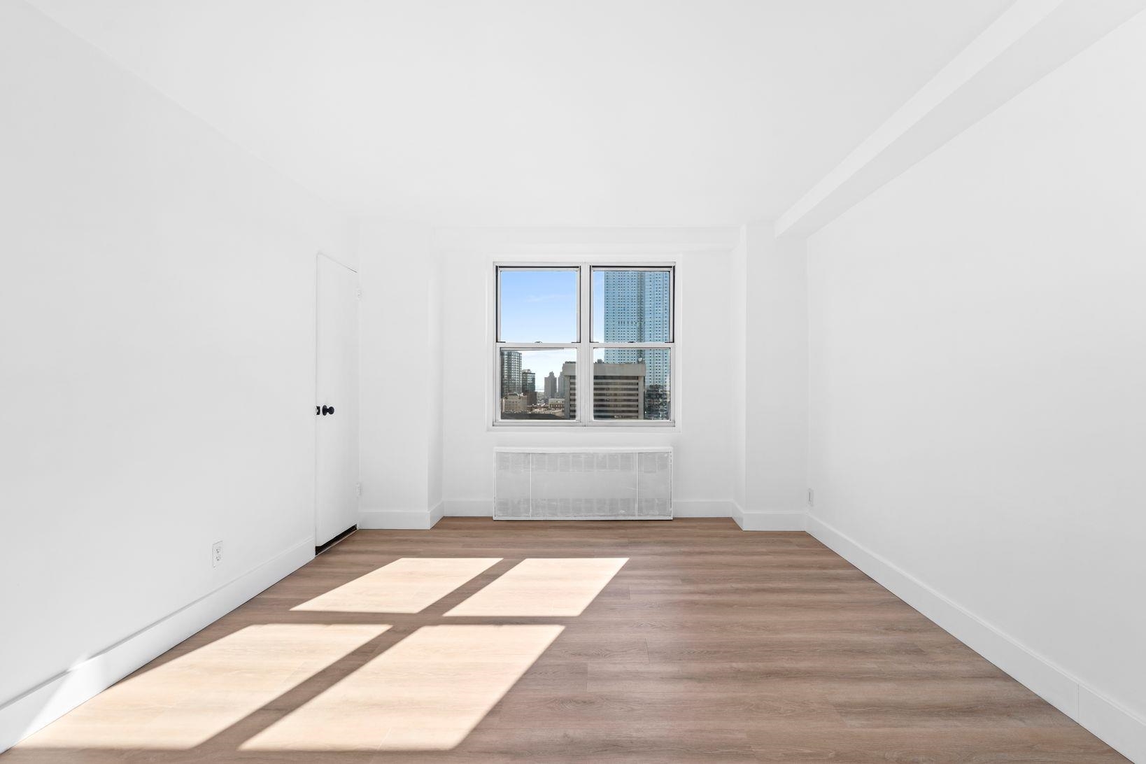 10 HURON AVE Unit: 17F
