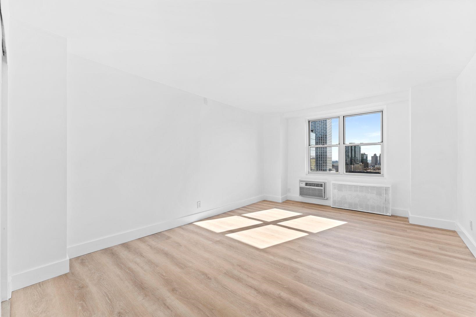 10 HURON AVE Unit: 17F