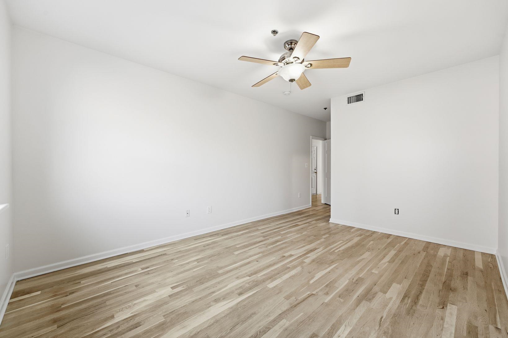 86 CLINTON ST Unit: 3