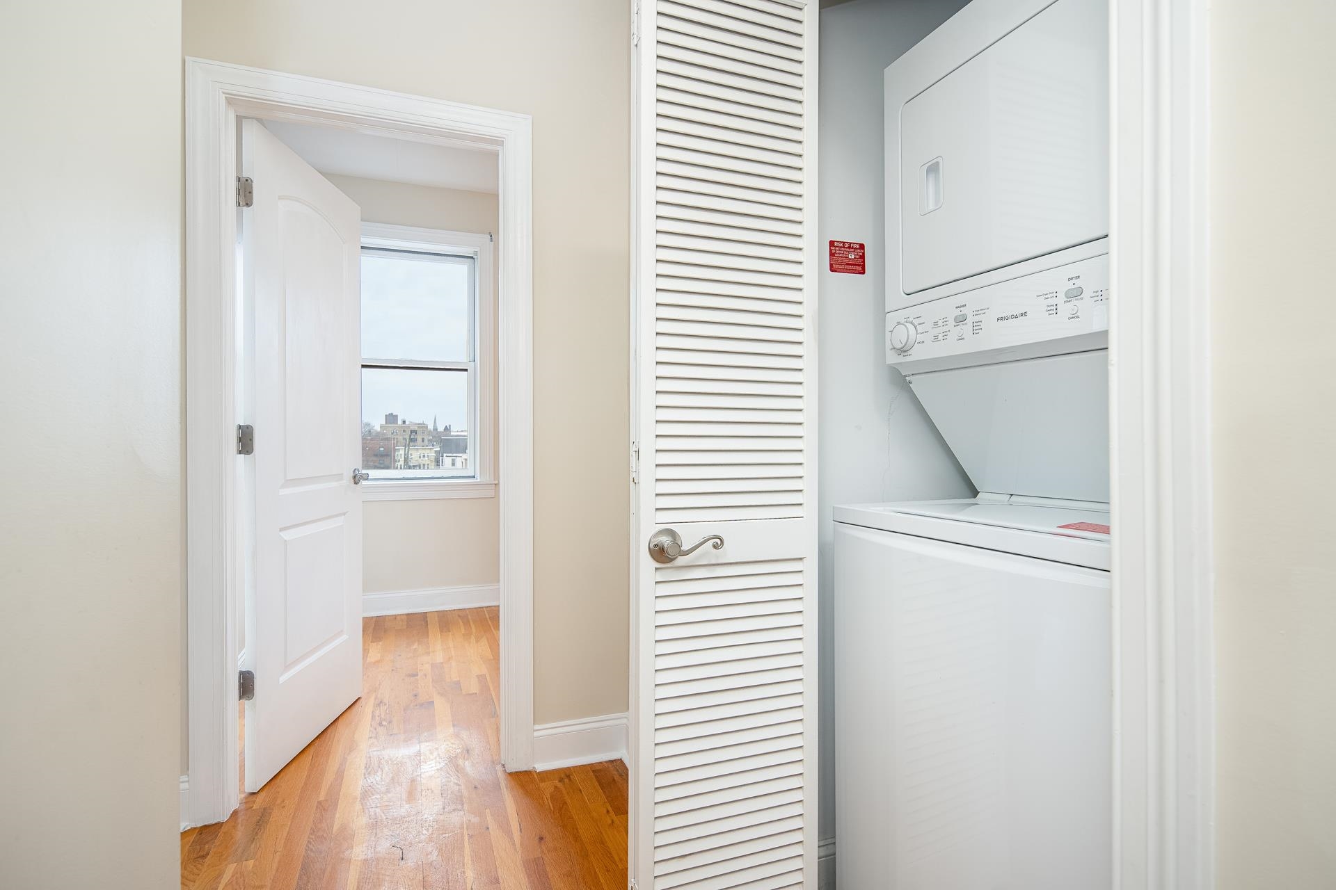 528 47TH ST Unit: 4A