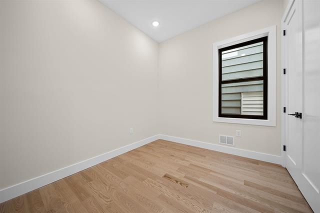 27 GRAHAM ST Unit: 1