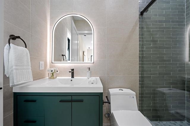 27 GRAHAM ST Unit: 1