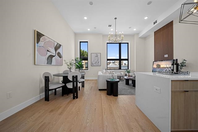 27 GRAHAM ST Unit: 2