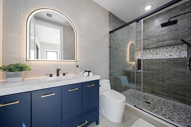 27 GRAHAM ST Unit: 2