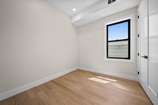 27 GRAHAM ST Unit: 2