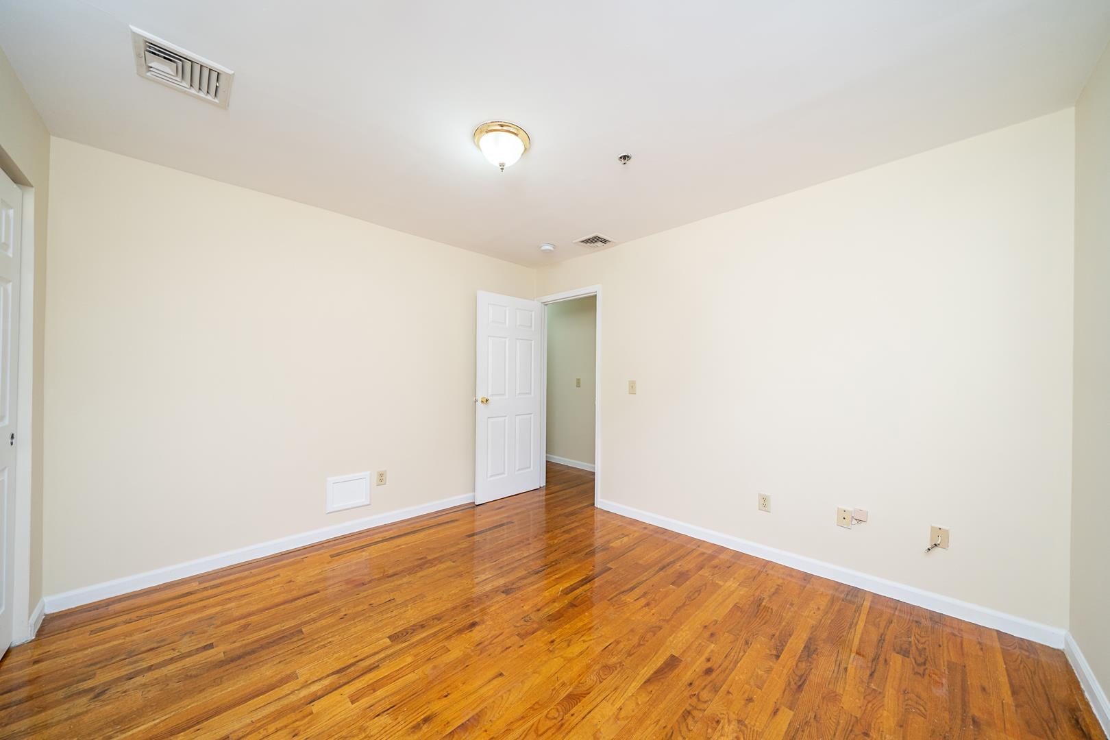 524 4TH ST Unit: 10