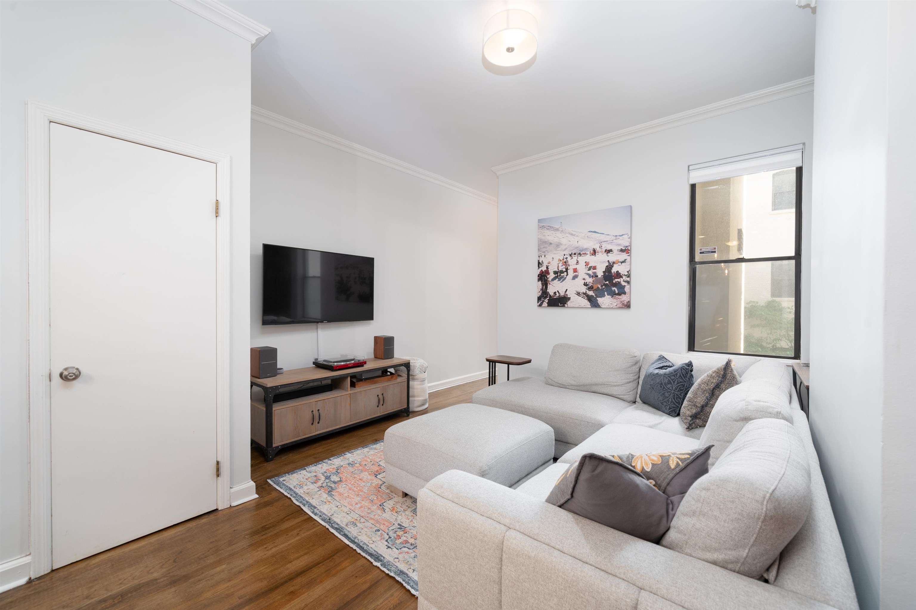 257 12TH ST Unit: 2B