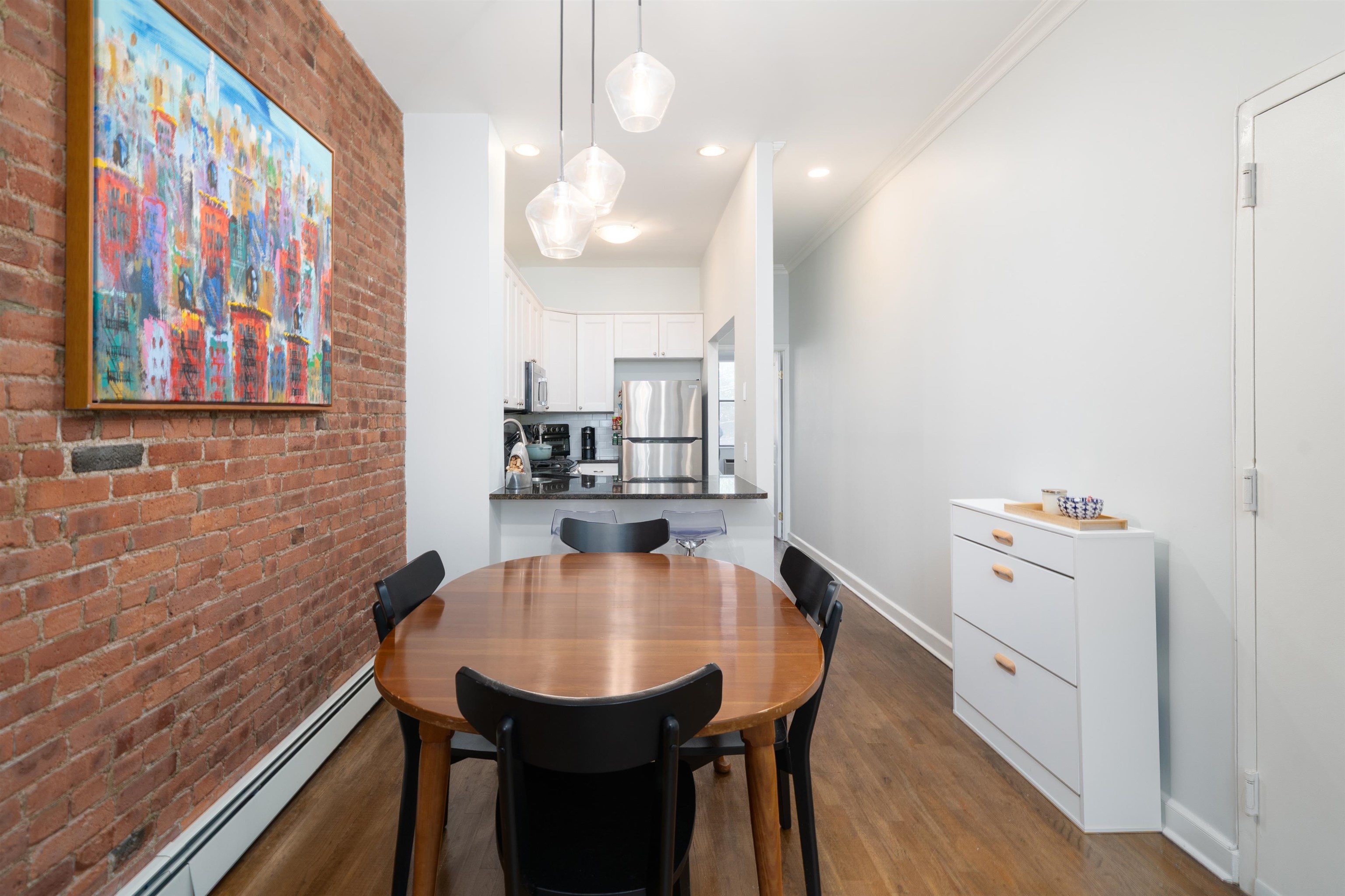 257 12TH ST Unit: 2B