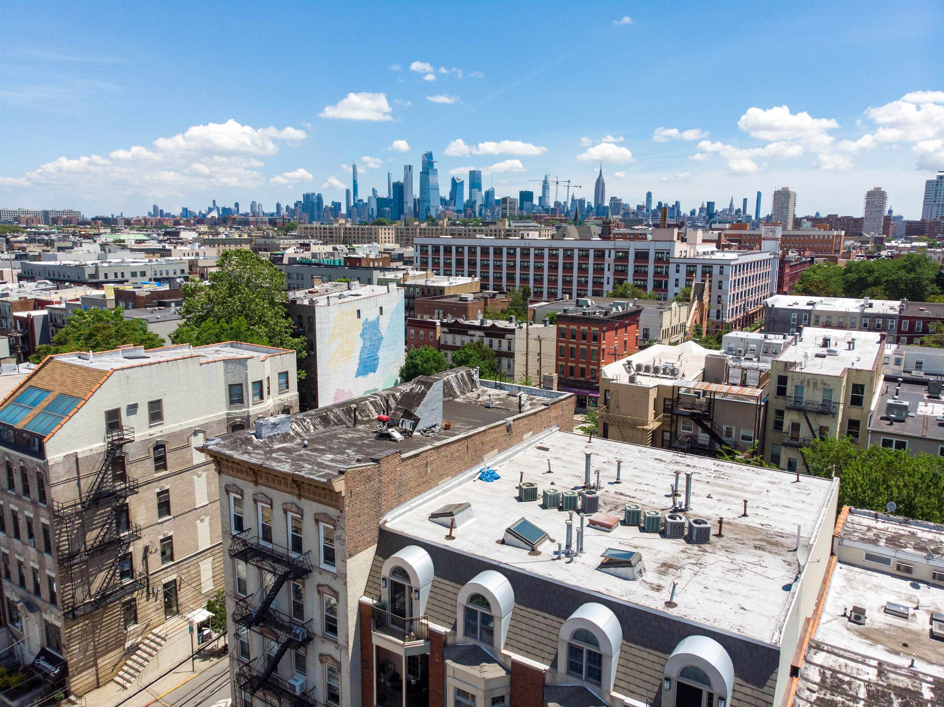 233 MONROE ST Unit: 4N