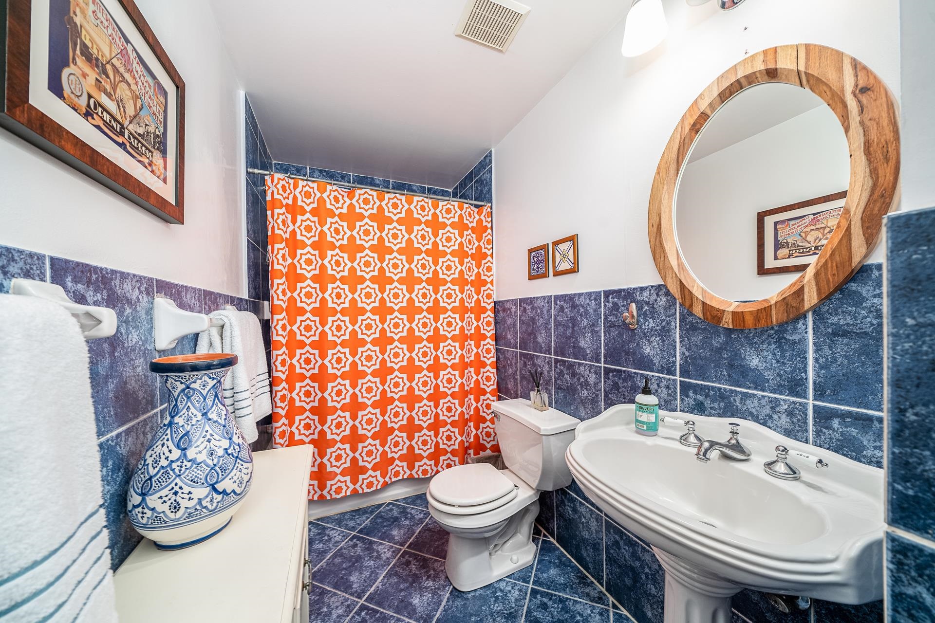 233 MONROE ST Unit: 4N