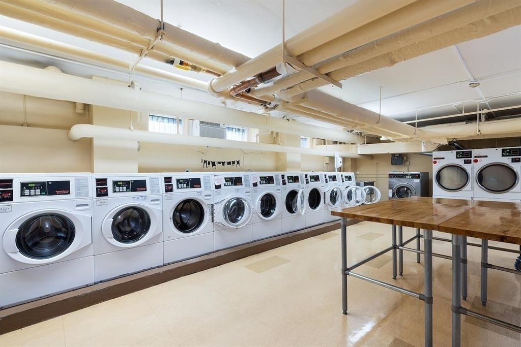 10 HURON AVE Unit: 17F