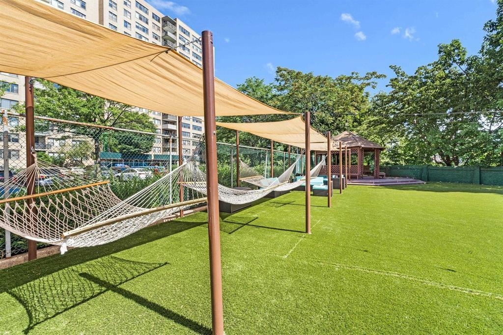 10 HURON AVE Unit: 17F