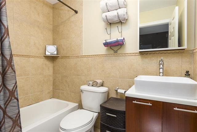 42 PROSPECT ST Unit: 3A