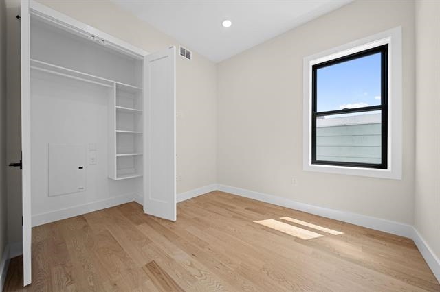 27 GRAHAM ST Unit: 2