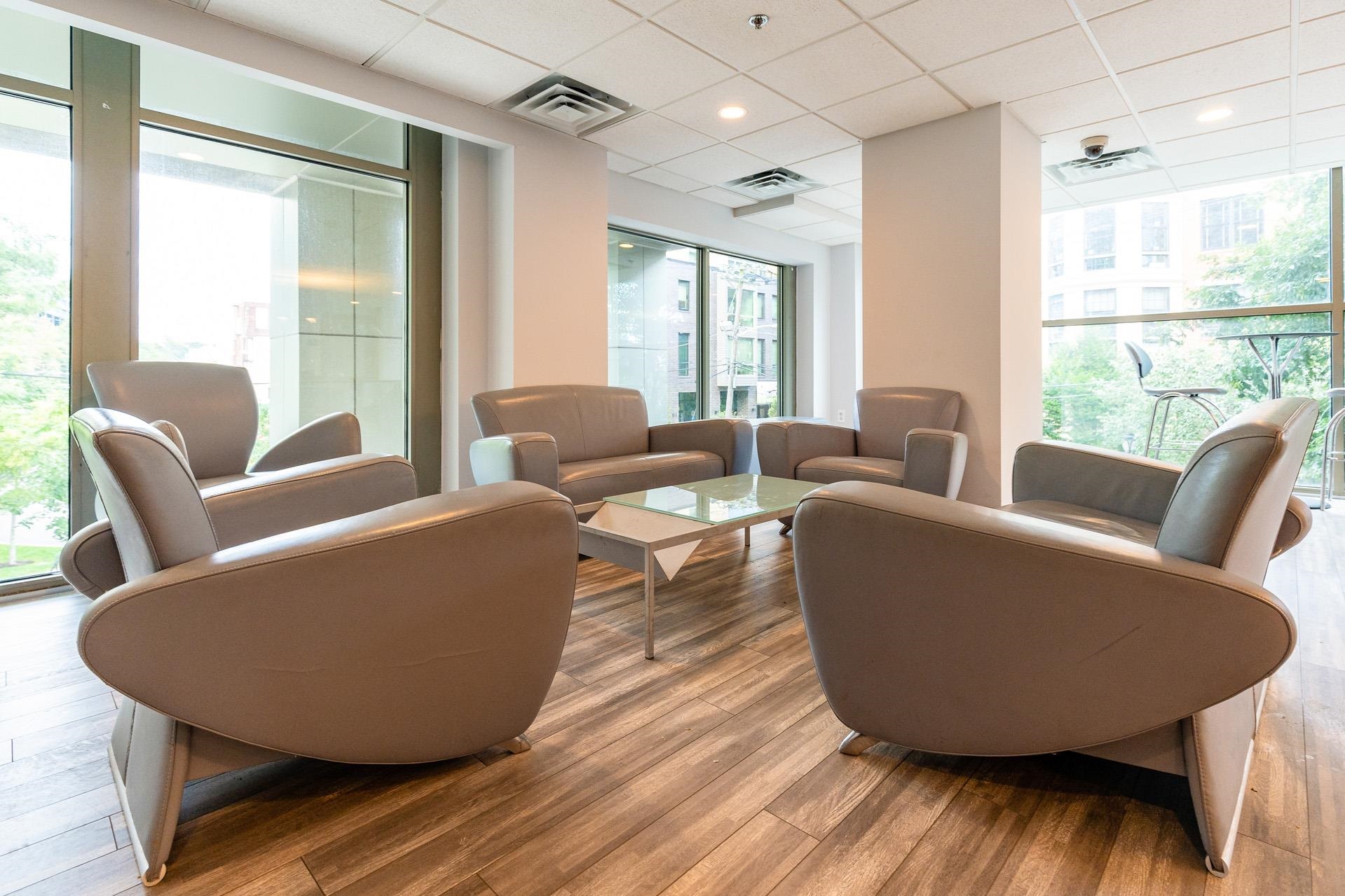 800 JACKSON ST Unit: 904