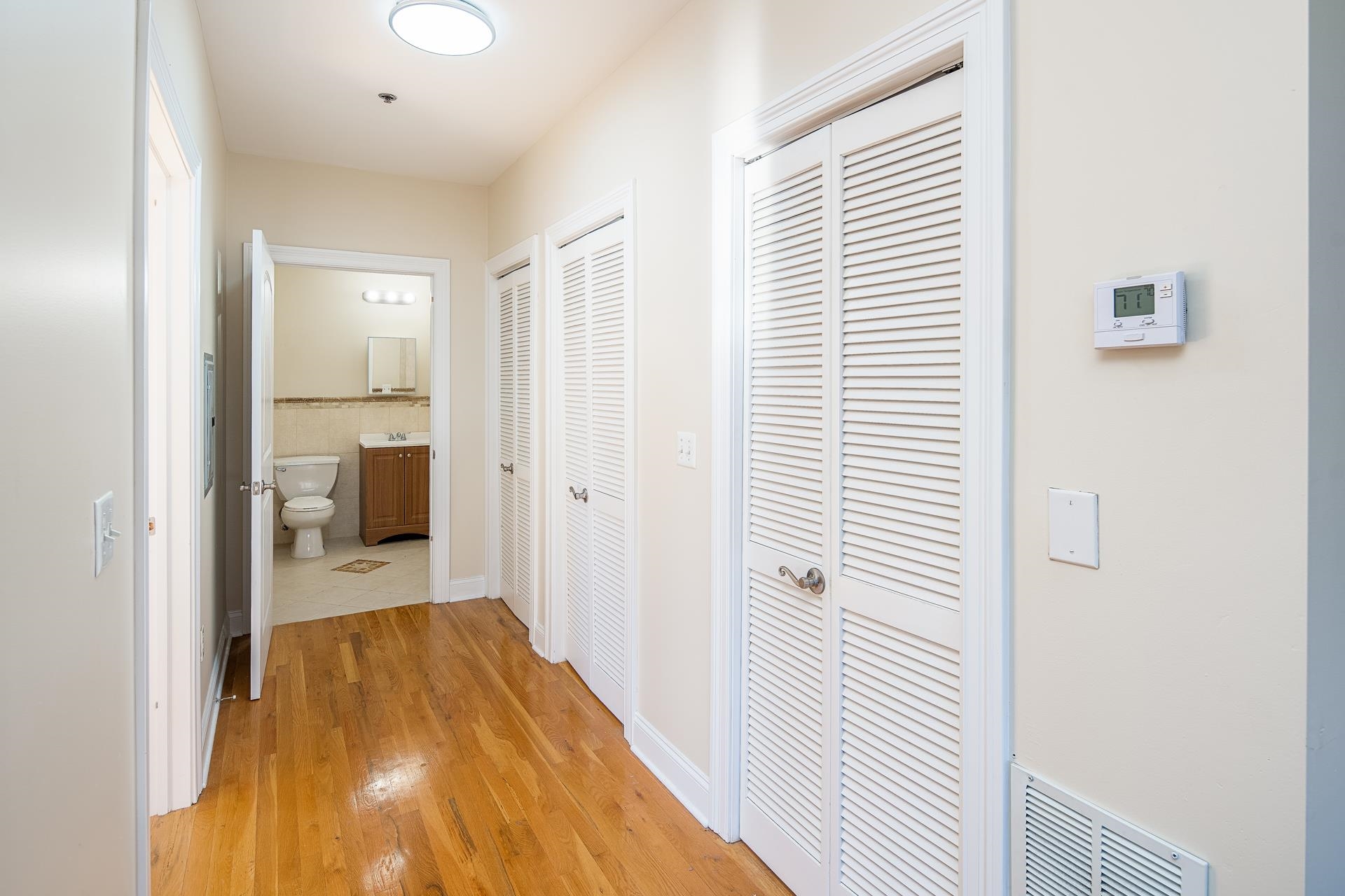 528 47TH ST Unit: 3C