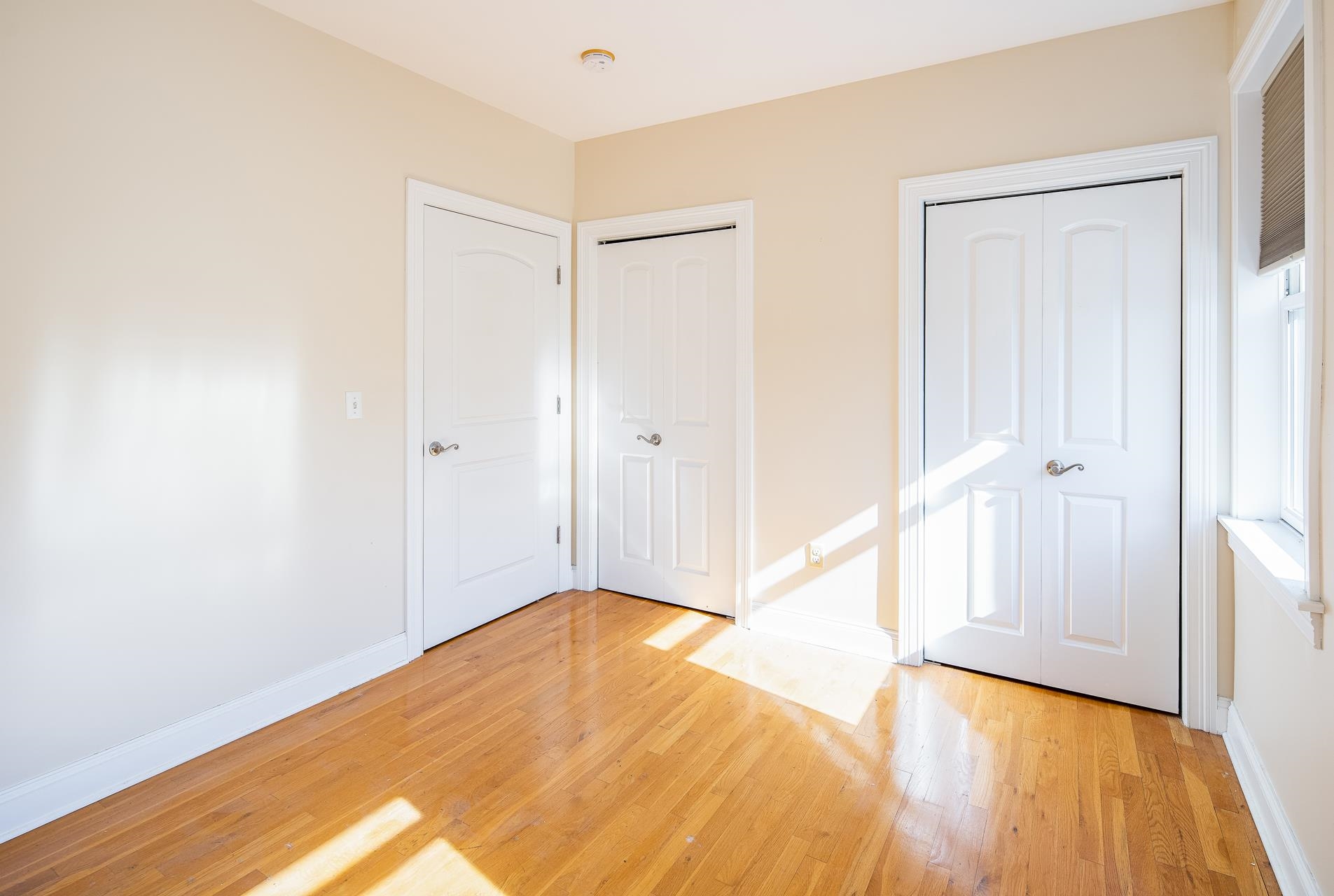 528 47TH ST Unit: 3C