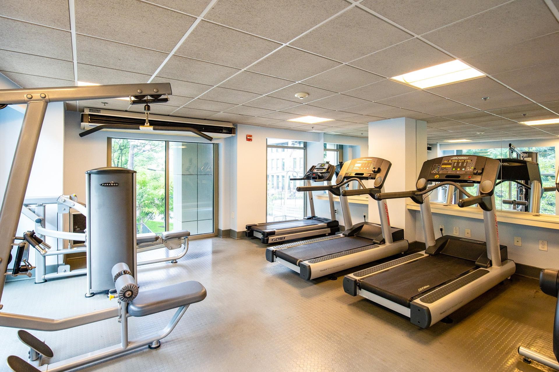 800 JACKSON ST Unit: 904