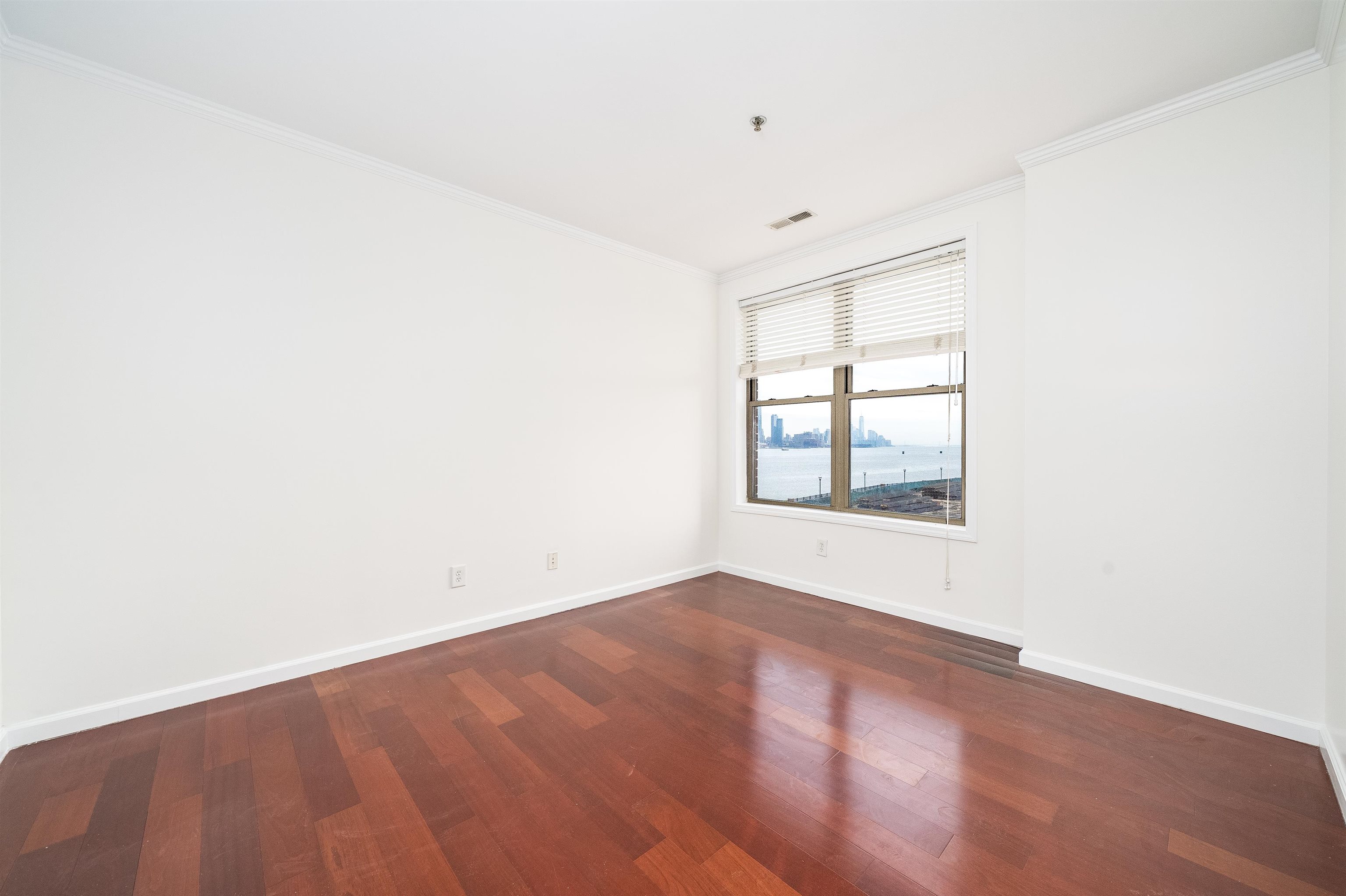 26 AVENUE AT PORT IMPERIAL Unit: 204