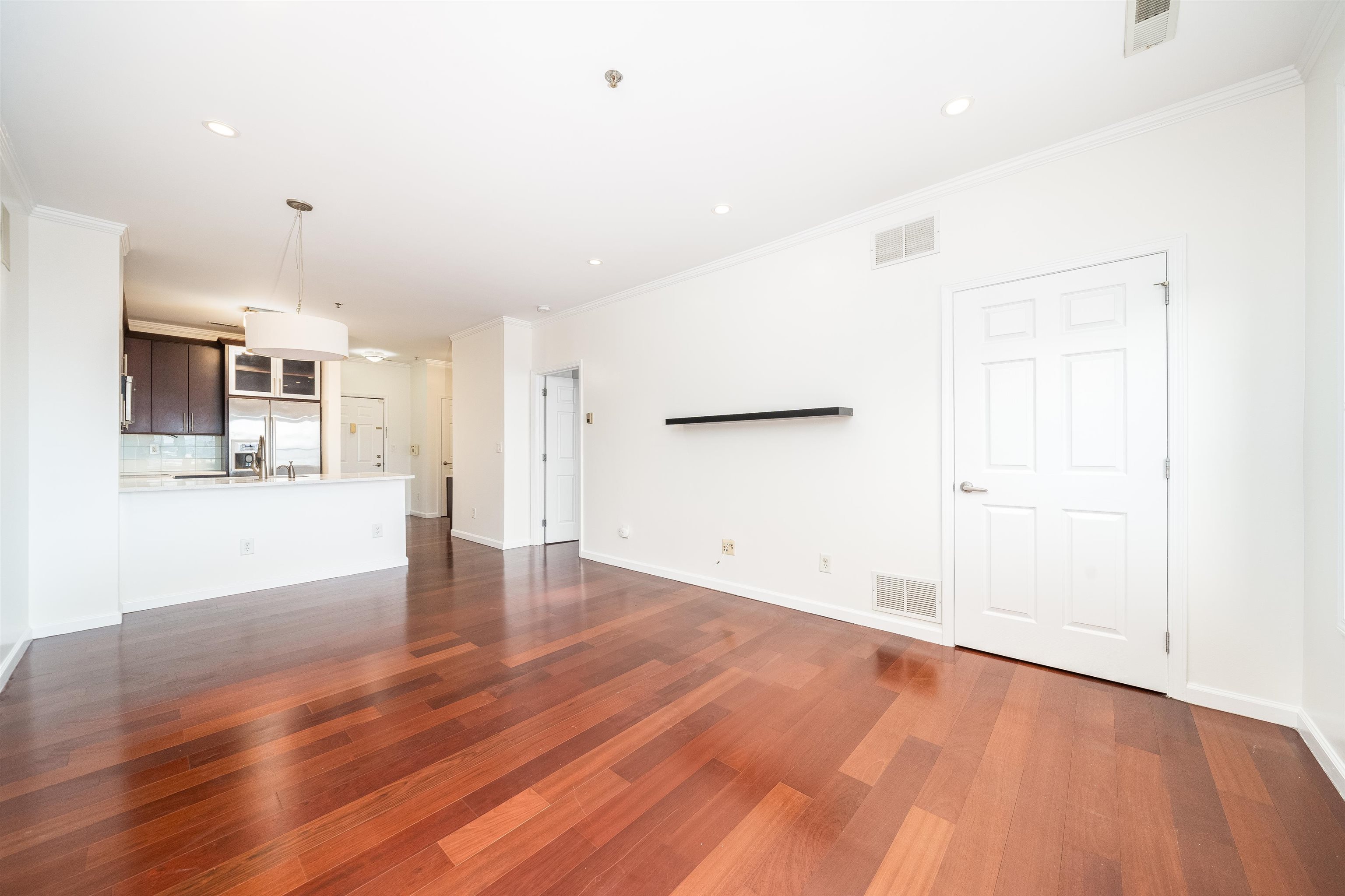 26 AVENUE AT PORT IMPERIAL Unit: 204