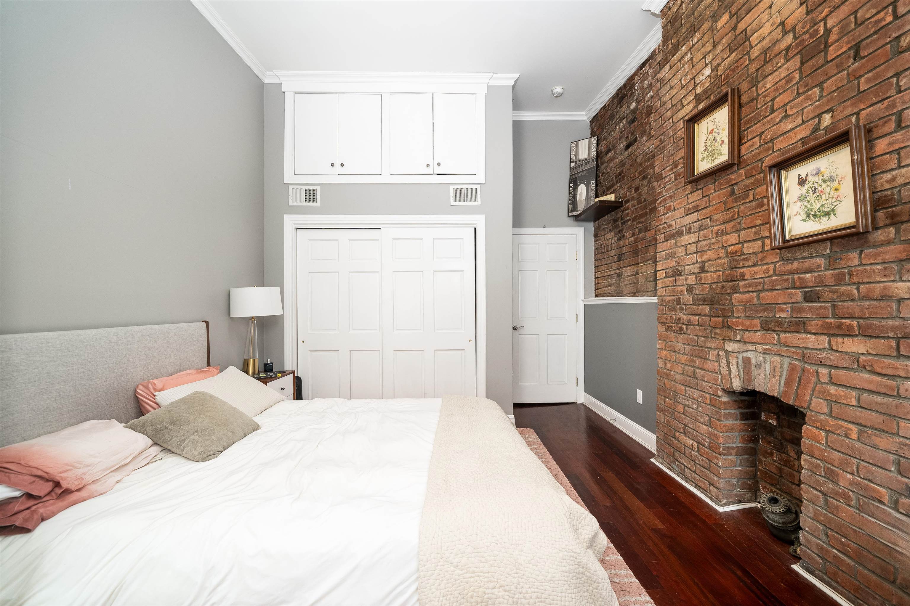 515 MANILA AVE Unit: 4L