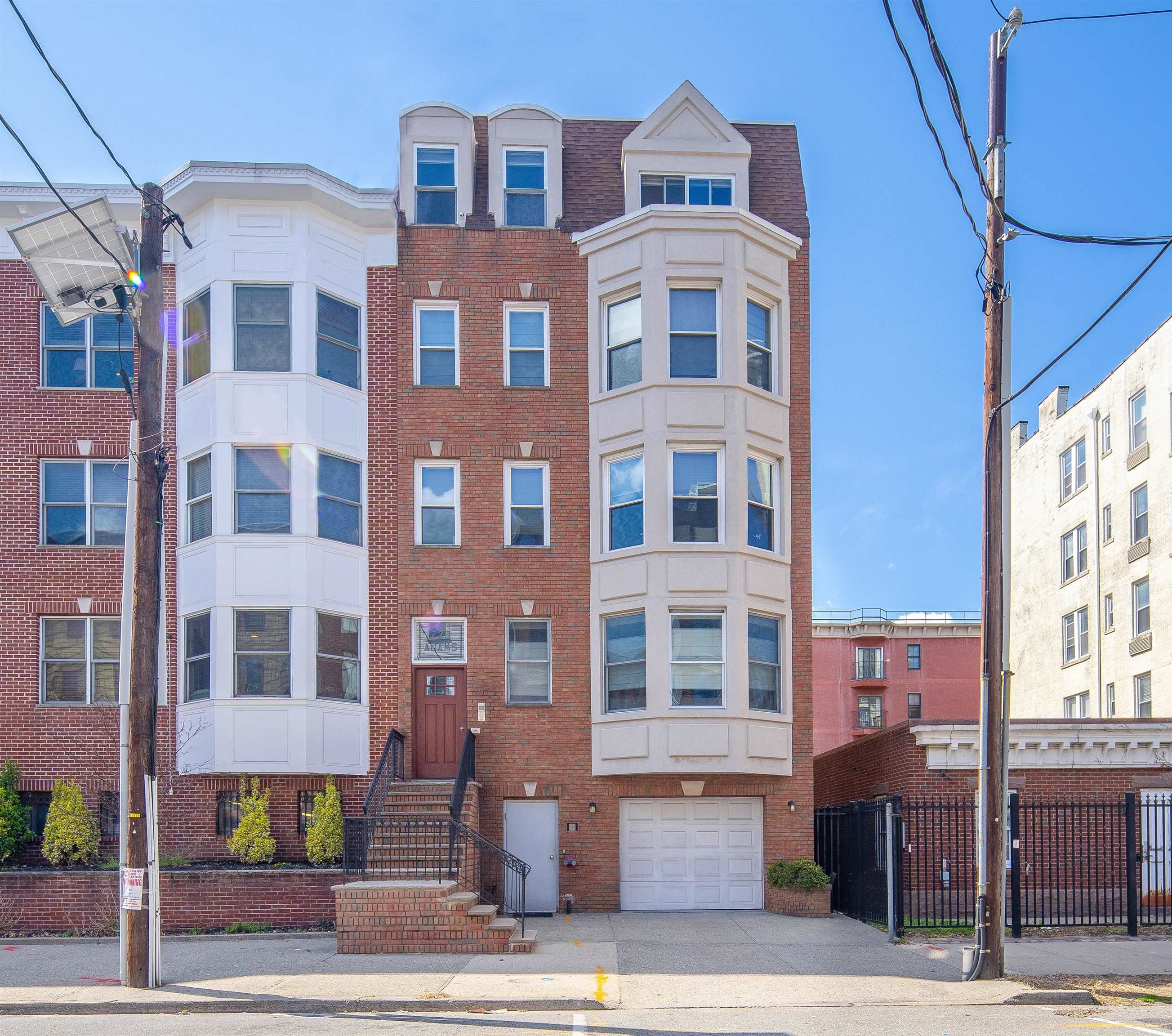 726 ADAMS ST Unit: 2