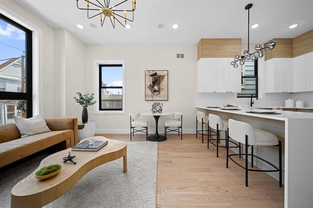 27 GRAHAM ST Unit: 1