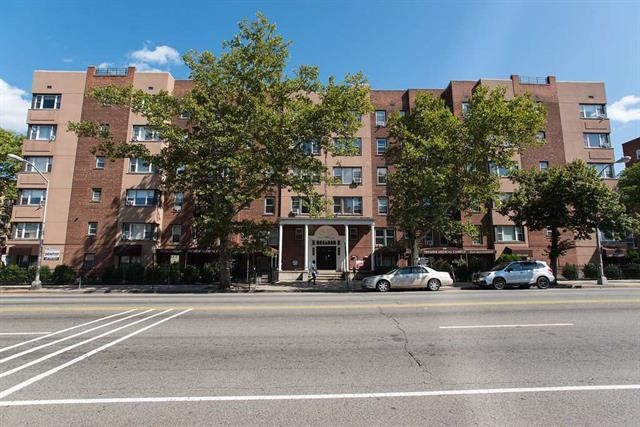 2520 KENNEDY BLVD Unit: 1F