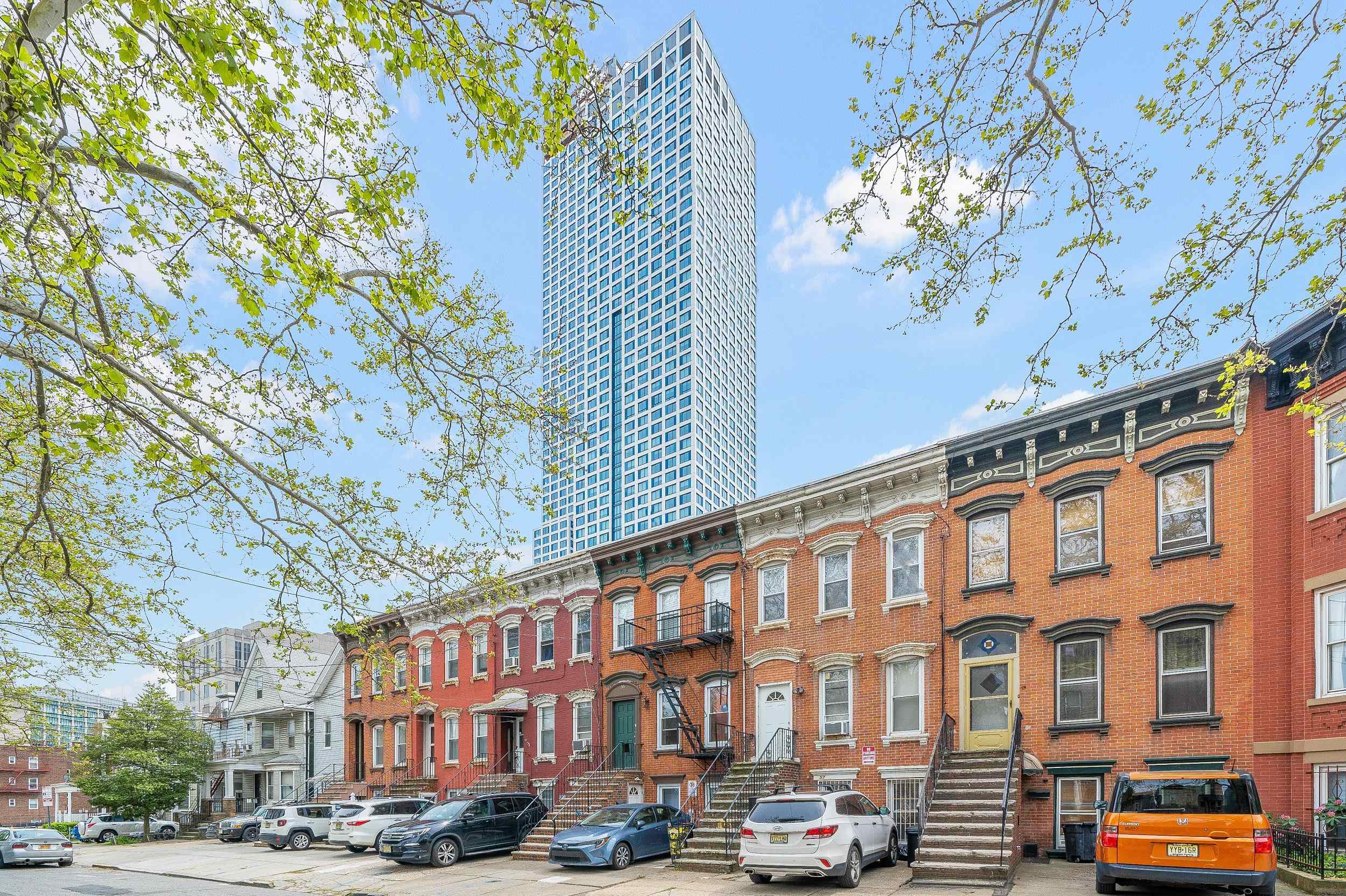 55 VAN REIPEN AVE Unit: 1